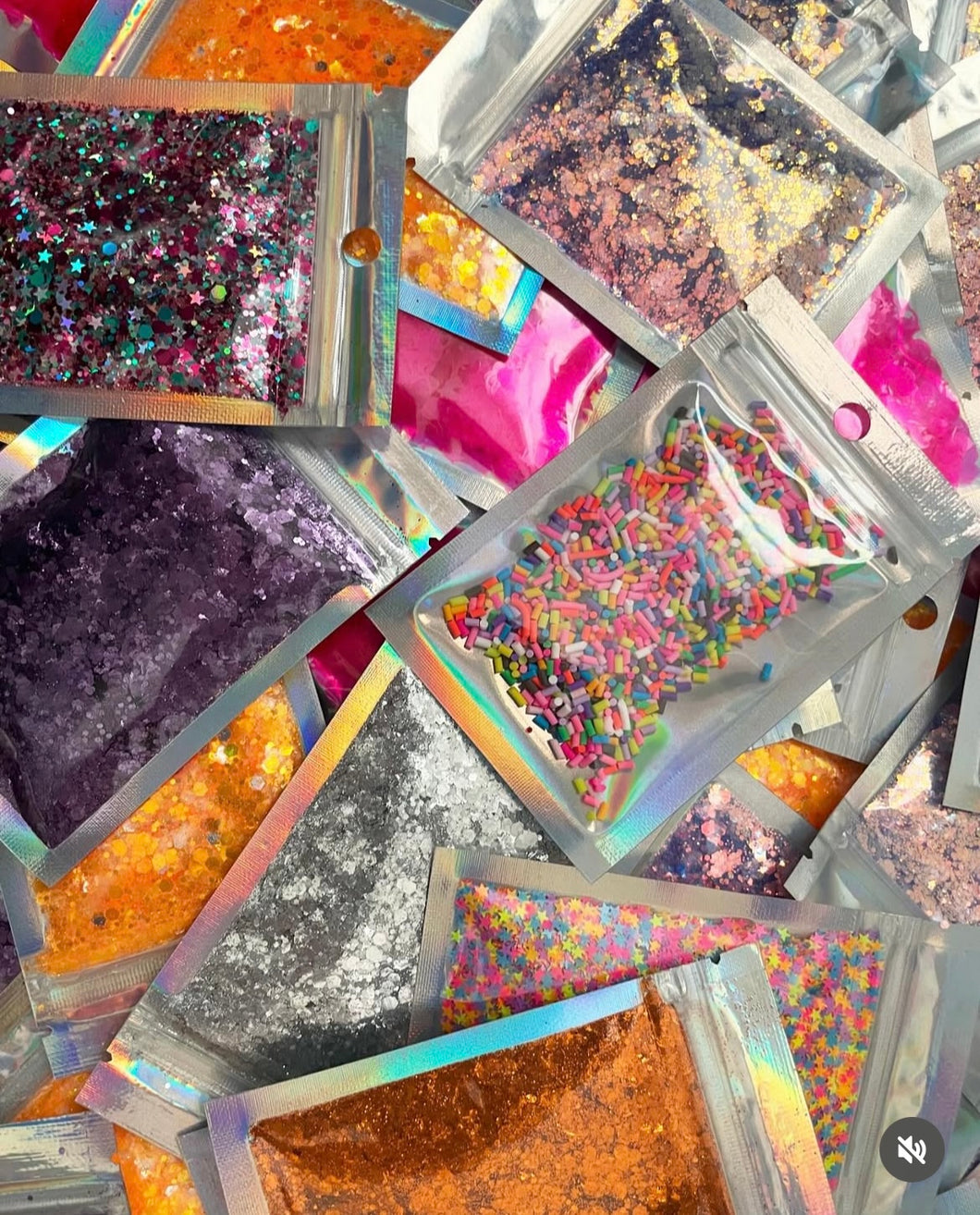 GLITTER GOODIE BAG