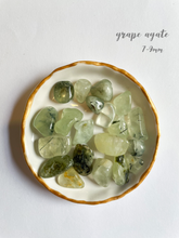 Load image into Gallery viewer, Grape Agate
